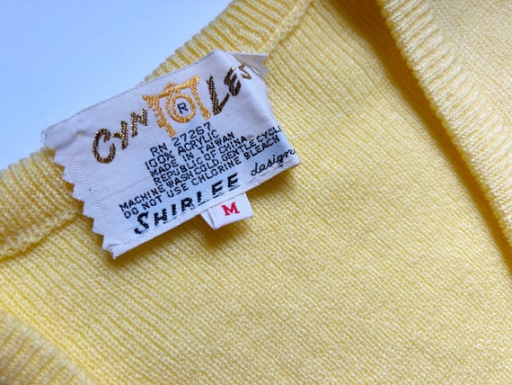 Vintage 1960’s Yellow Sweater //  Frog Embroidere… - image 4