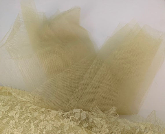 Vintage Pastel Yellow Dress // 1950’s Tulle & Lac… - image 6