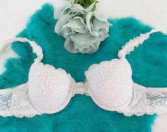 Vintage White Bra // Playtex Angelic Ruffled Straps Floral Lace Lingerie 34A