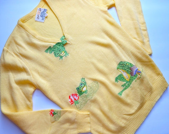 Vintage 1960’s Yellow Sweater //  Frog Embroidere… - image 2