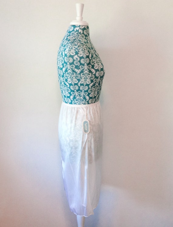 Vintage White Slip// NWT 60’s Half Slip  // 1960'… - image 5