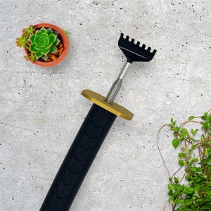 Samurai Scratcher - Back Scratcher - Gift