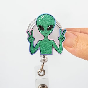 Bobine de badge extraterrestre à fausses paillettes, porte-carte d'identité drôle, cadeau pour amoureux de l'espace, étiquette de nom galaxie mignonne, clip pour badge de travail extraterrestre, clip pour infirmière drôle