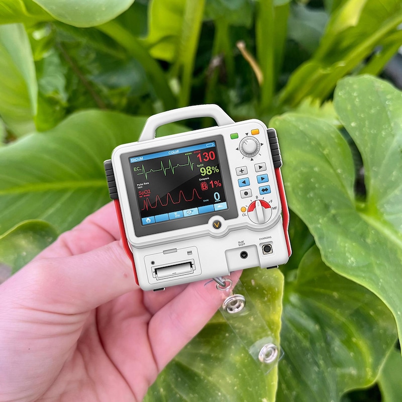 Personalized Defibrillator Badge Reel, Heart Monitor ID Holder, Funny EMT Nurse Gift, Medical Tech Name Tag Clip, ER ICU Accessories, Doctor, Nurse Gift