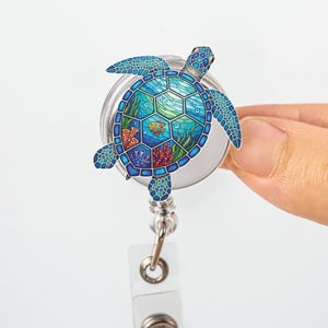 Odznaka z żółwiem morskim, klips do identyfikatora oceanicznego, uchwyt na odznakę z życia morskiego, prezent dla pielęgniarki plażowej, uroczy smycz z żółwiem, przybrzeżny dodatek biurowy