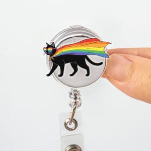 Bobine d'insigne de chat noir LGBT, porte-carte d'identité d'infirmière arc-en-ciel, bobine rétractable mignonne de fierté, cadeau technique vétérinaire, accessoire de longe de chat queer