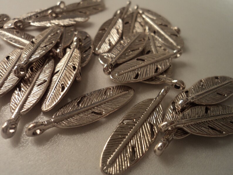 Feather Charms set of 25 BULK #F124B