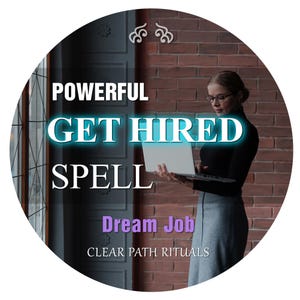 Könnte beinhalten: Rundes Bild mit den Worten "POWERFUL GET HIRED SPELL" in weißer und blauer Neon-Schrift. Die Worte "Dream Job" sind lila und "CLEAR PATH RITUALS" sind weiß. Eine Person hält einen Laptop.