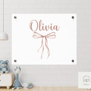 Personalized Acrylic Baby Name Sign: Modern Nursery Wall Art
