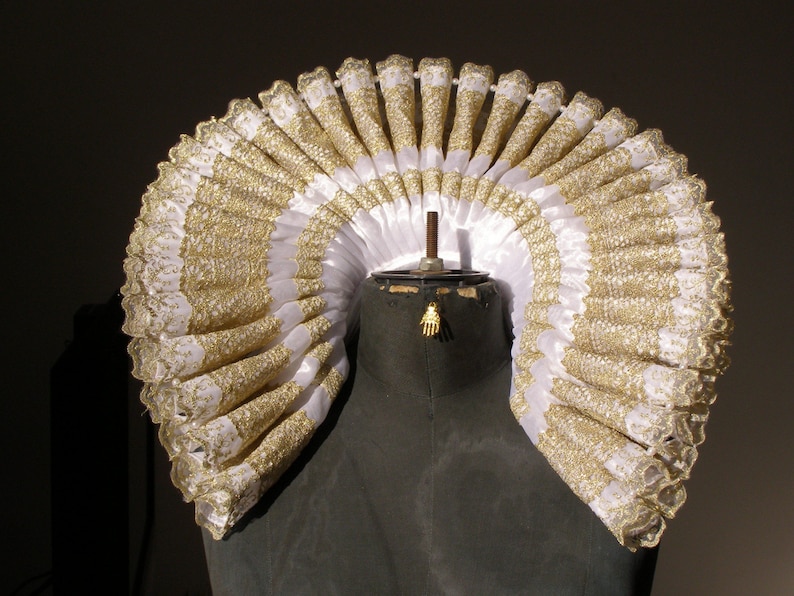Elizabethan Standing Ruff Collar and Cuffs Custom Order Etsy