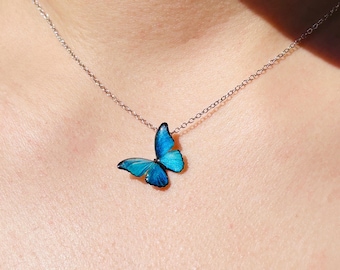 Colar artesanal com borboleta azul, delicado pingente de asas, berloques de resina de fada, presente para ela.