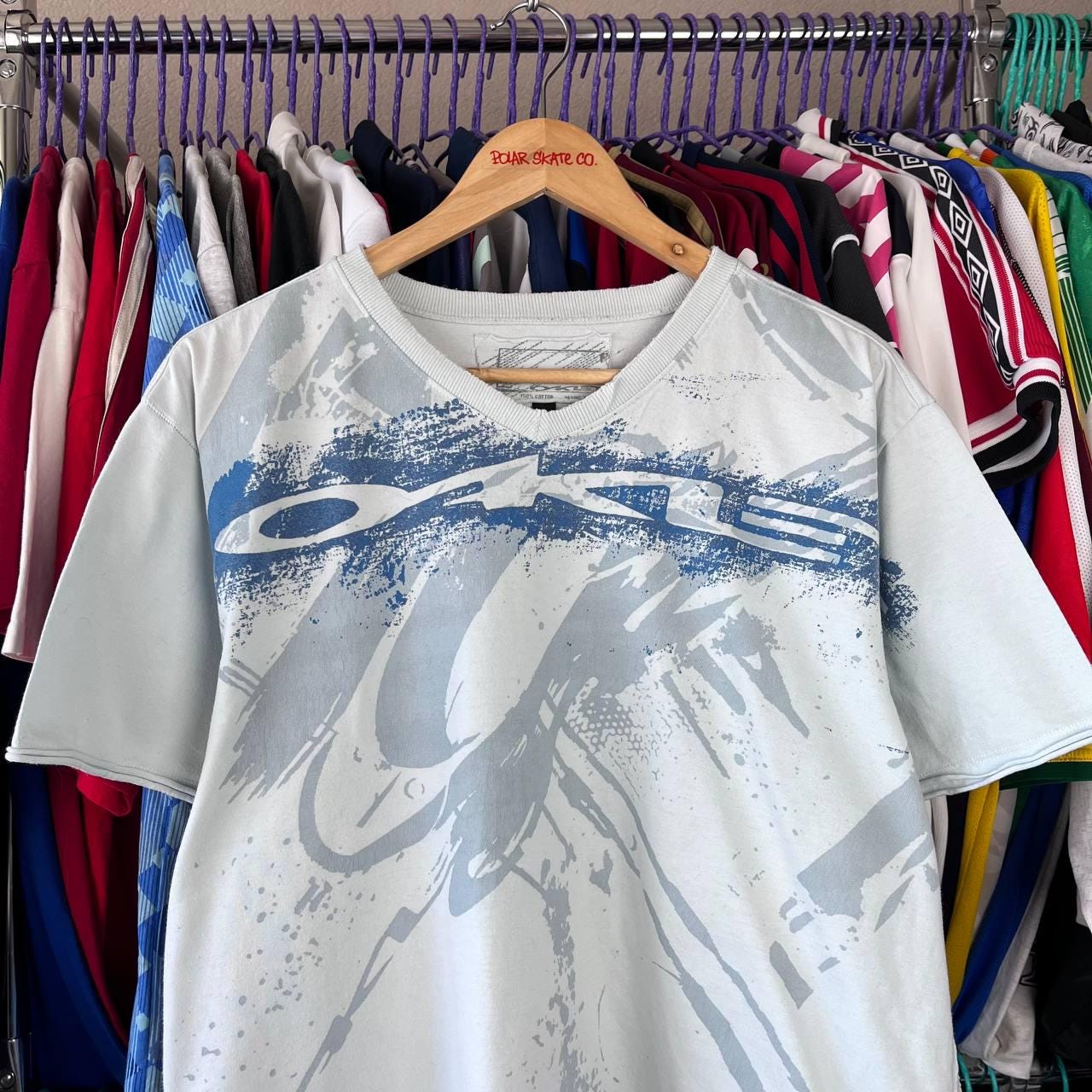 Vintage Oakley V-neck Tshirt Size XL - Etsy