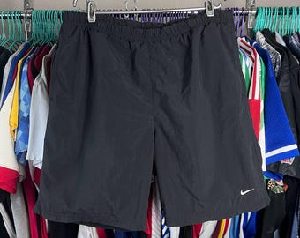 Bañador corto Nike de nailon negro estilo años 90, talla L