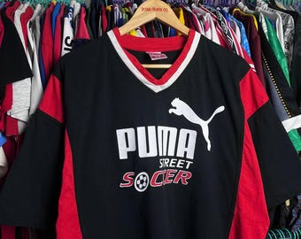 Vintage PUMA Street Soccer Kika Authentic T-shirt Red Athletic Tee