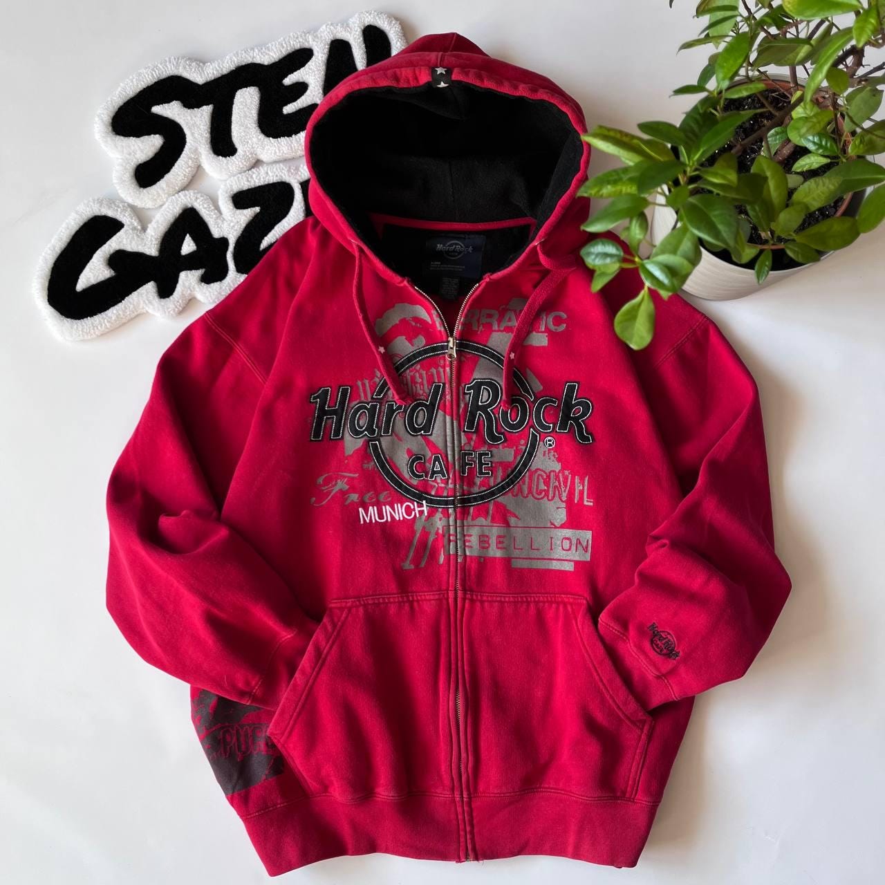 Vintage Hard Rock Cafe Zip Hoodie UK