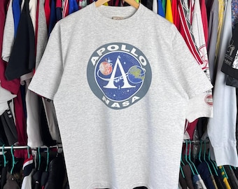 Vintage 1972 NASA Apollo Tshirt Moon Space Center Size L