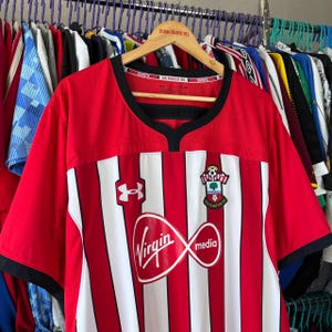 Southampton FC Football Soccer Jersey Tshirt Size 4XL