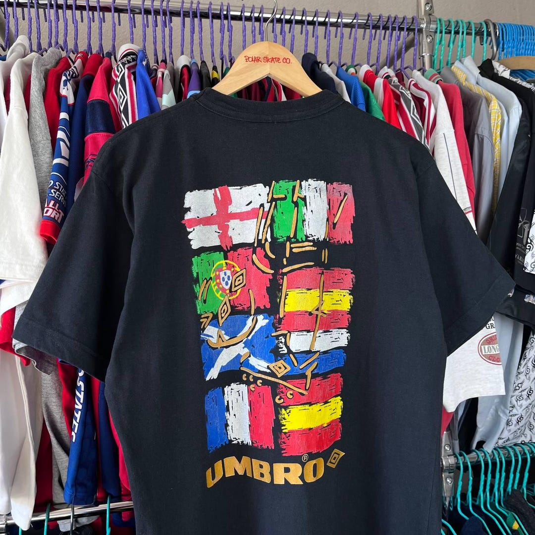 希少UMBRO EURO 96 England vintage T-shirts Vintage 1996 Umbro Euro England Football Soccer T Shirt Size M