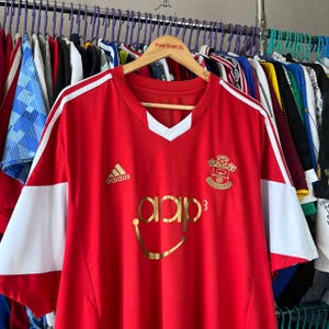 Southampton FC Football Soccer Jersey Tshirt Size 3XL