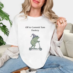 Funny Frog Weirdcore T-Shirt: Comfort Colors Sarcastic Meme Tee