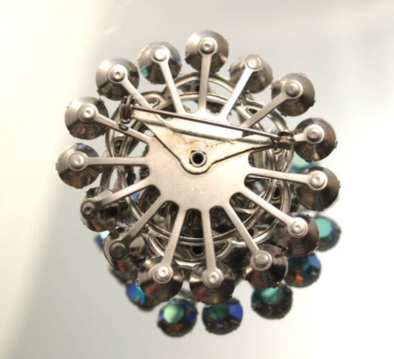 Pretty Grey Blue Vintage Rhinestone Brooch Blues … - image 3