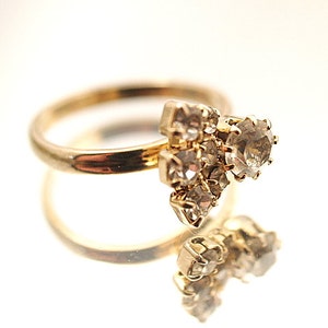 Vintage  Rhinestone Ring Small Costume Rhinestone Ring