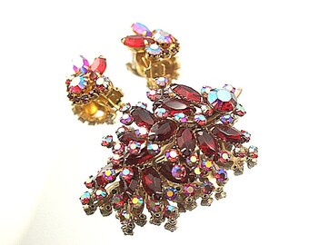 Beautiful Pinks Reds Demi Parure Vintage Rhinestone Brooch Earring Set Prong Set Stones Flower Broach Wedding Bridal Formal