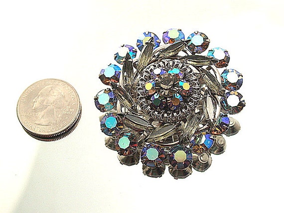 Pretty Grey Blue Vintage Rhinestone Brooch Blues … - image 2