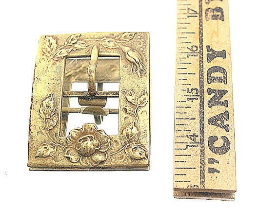 Art Nouveau Vintage Buckle Brass Gold Tone Floral… - image 1