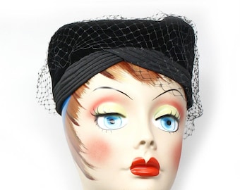 Vintage 50s Arnold Constable Platter Hat Tan Straw W Velvet  display picture 1