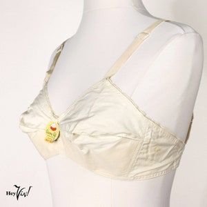 1950s Bullet Bra 32B Elees Foundations White Cotton Vintage Lingerie  Deadstock -  Canada