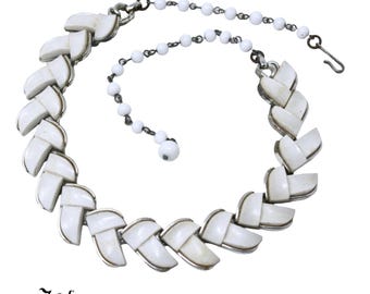 Vintage White Thermoplastic Necklace Silver Tone Statement Jewelry 17" - Hey Viv