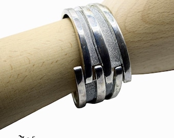 Vintage 1980s Hinged Wrap Cuff Bracelet 1.5" Wide Modernist Silver Tone - Hey Viv