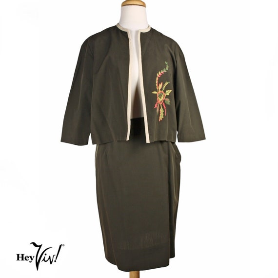 Vintage Dark Green Embroidered Jacket and Metal Zip Skirt