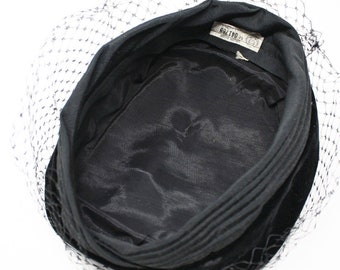 Vintage Black Velvet Pillbox Turban Hat W Veil Cocktail 