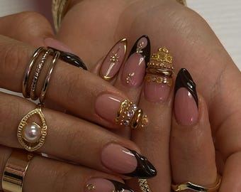 Gold Charm Press On Nails, Luxury Gold French Tip Nail Set, Old Money Black French, Elegant Nails, Black Gold Nails