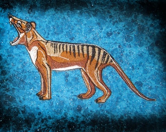 Thylacine Tasmanian Tiger Wolf Side View Iron on Patch