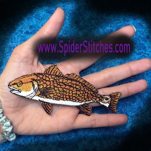 Roter Trommel Fisch Sciaenops ocellatus Bügelbild Rotfisch Kanal Bass Patches Angeln