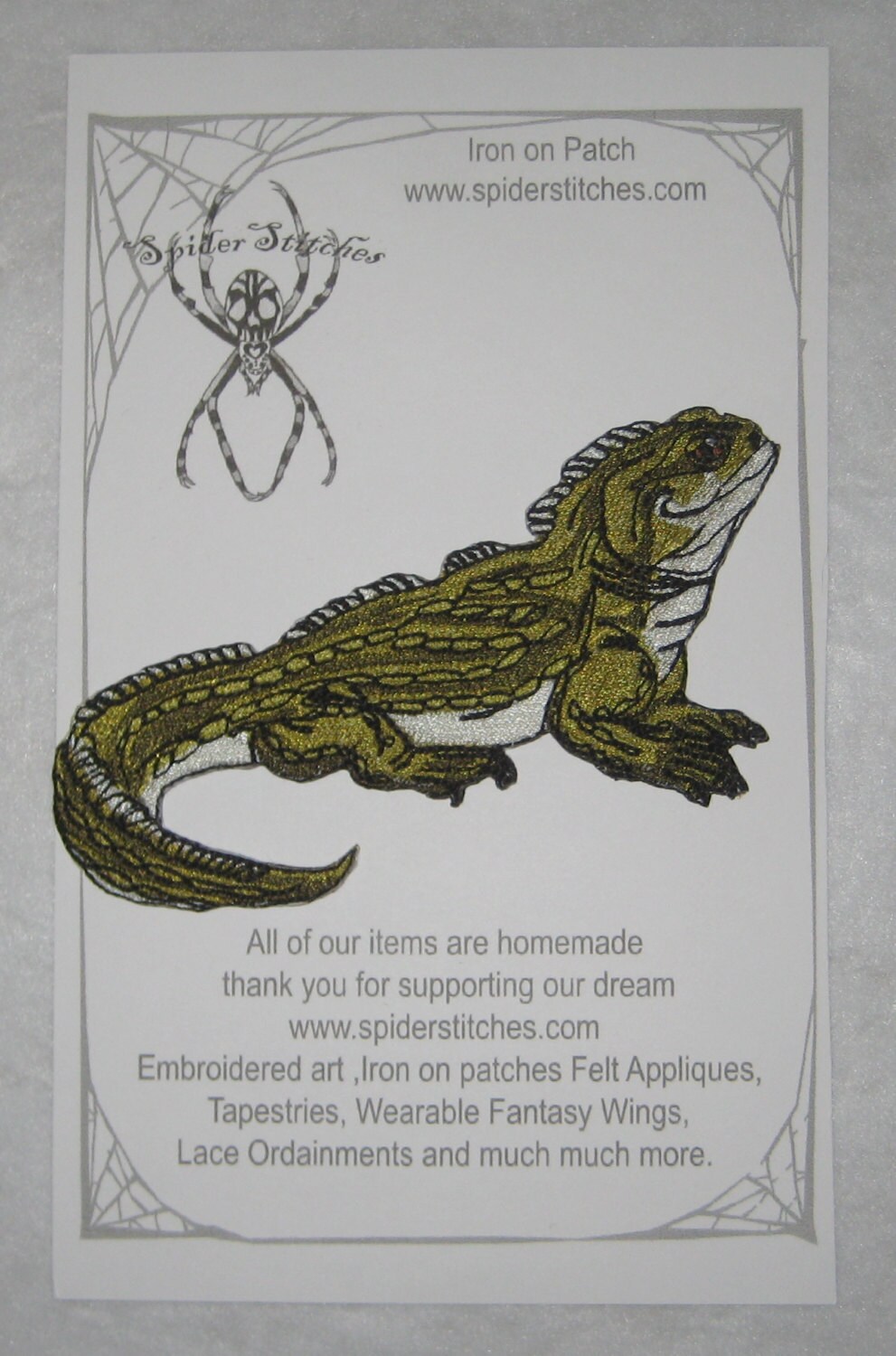 A Cute Armadillo Is Walking In The Desert The Armadillo Is Made Of - Foto 8