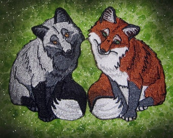 Natural Red and Silver Fox Pair Vulpes vulpes Iron on Patch