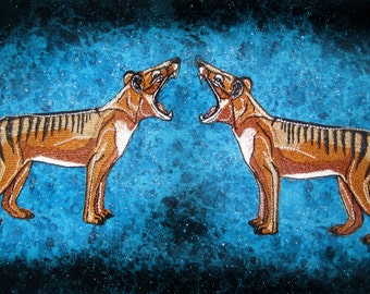 Pair Thylacine Tasmanian Tiger Wolf Side View Iron on Patch