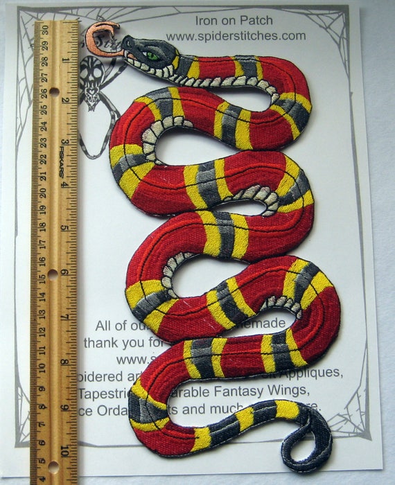 Riesige Korallenschlange Rockabilly Tattoo Stil Schlange Eisen Etsy