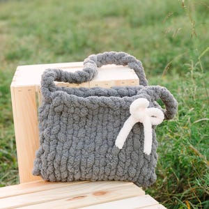 Chunky Yarn Tote Bag