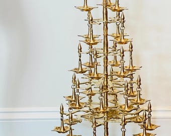 25.5" Large Brass 30-Wick Vilakku Lamp – Traditional South Indian Multi-Wick Deepam for Puja, Temple Decor, Diwali Lighting Brass Oil Diya