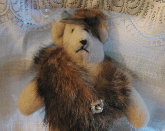 Diane Bellamo Plush Bear with Fur Collar - Bearables by Diane Bellamo - 11" - 100% Wool Bear - Collectible Bear