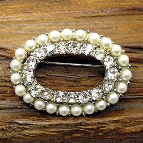 Vintage Pearl and Rhinestone Brooch Pin