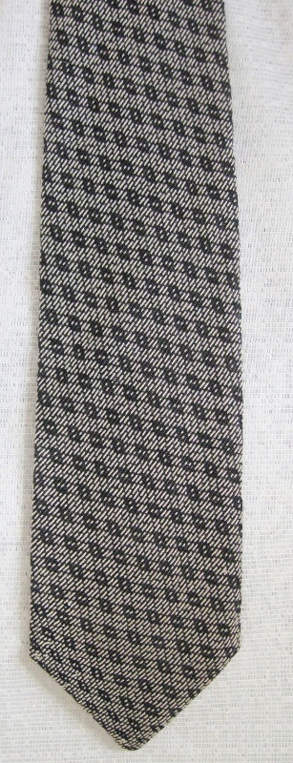 Giorgio Armani Men's Necktie - Silk and Wool - Vi… - image 1