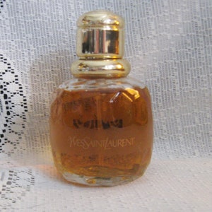 Paris by Yves Saint Laurent - Fleur de Parfum - 75 ml Spray Bottle - Vintage Full Bottle - Beautiful Fragrance!
