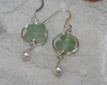 925s sterling silver wire wrapped  and genuine sea glass seafoam color earring and freshwater pearl  genuine beach glass handmade