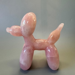 Balloon Dog Rose Quartz 15 cm, 957 g – Unique crystal sculpture